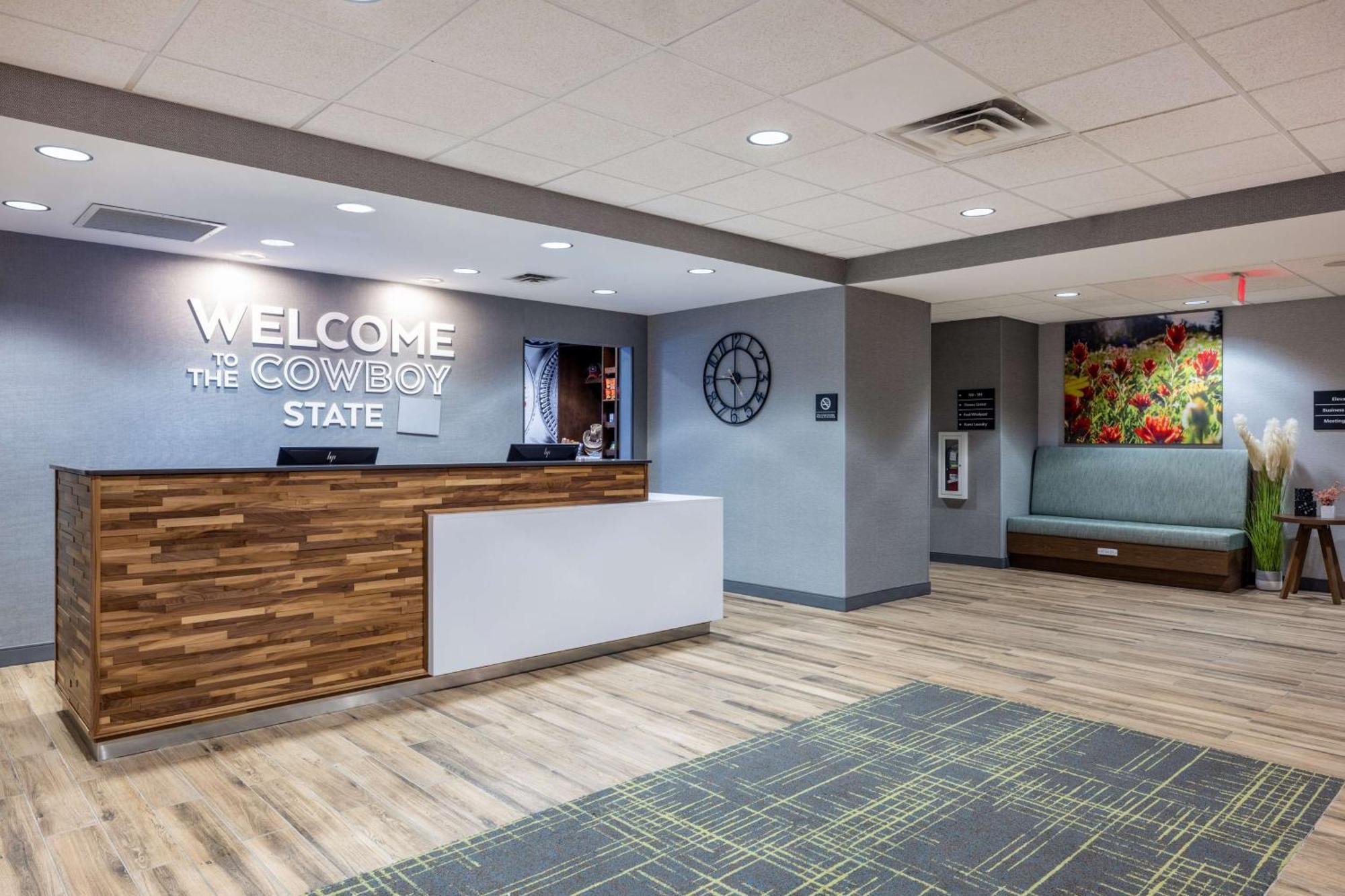 Newly Renovated-Hampton Inn & Suites Casper Eksteriør bilde